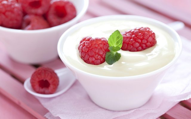 yogurt-ahududu